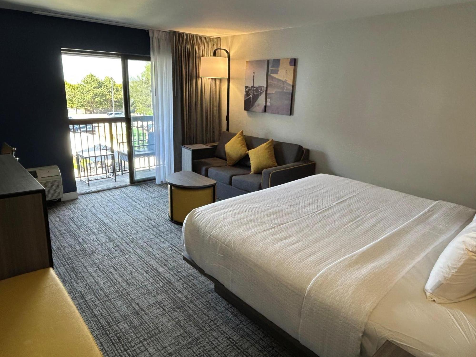 Best Western Plus Elgin - Chicago West Dundee Extérieur photo