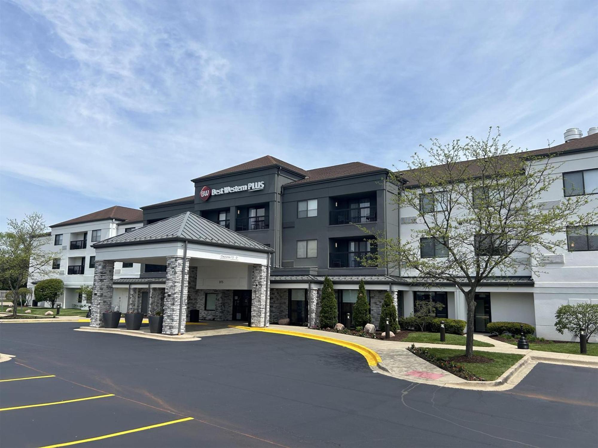 Best Western Plus Elgin - Chicago West Dundee Extérieur photo